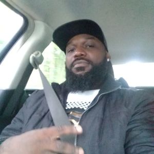 Meet your Posher, Larry